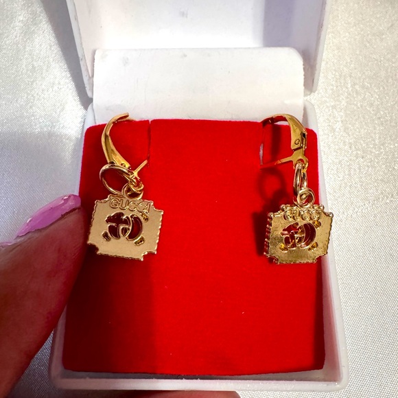 Gucci zipper pull repurposed earrings- Gold with rhinestone square shape. - Picture 3 of 4